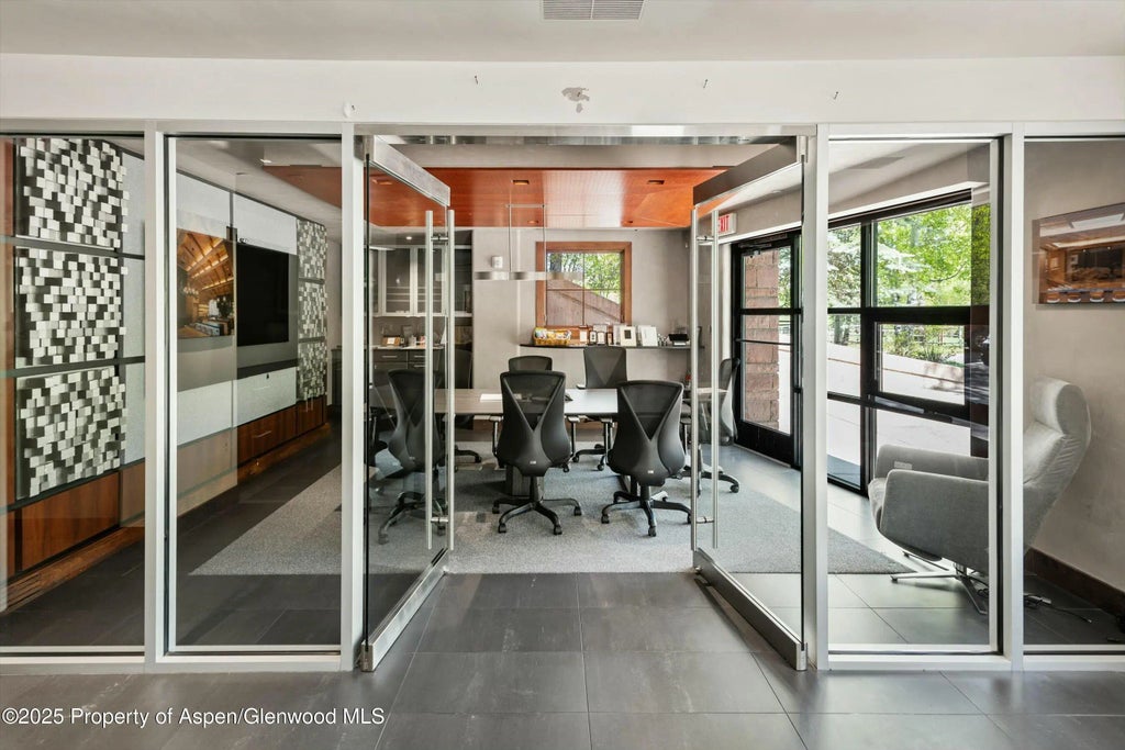 10 of 37 - 601 Rio Grande Place, Aspen, CO
