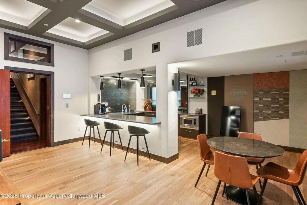 18 of 37 - 601 Rio Grande Place, Aspen, CO