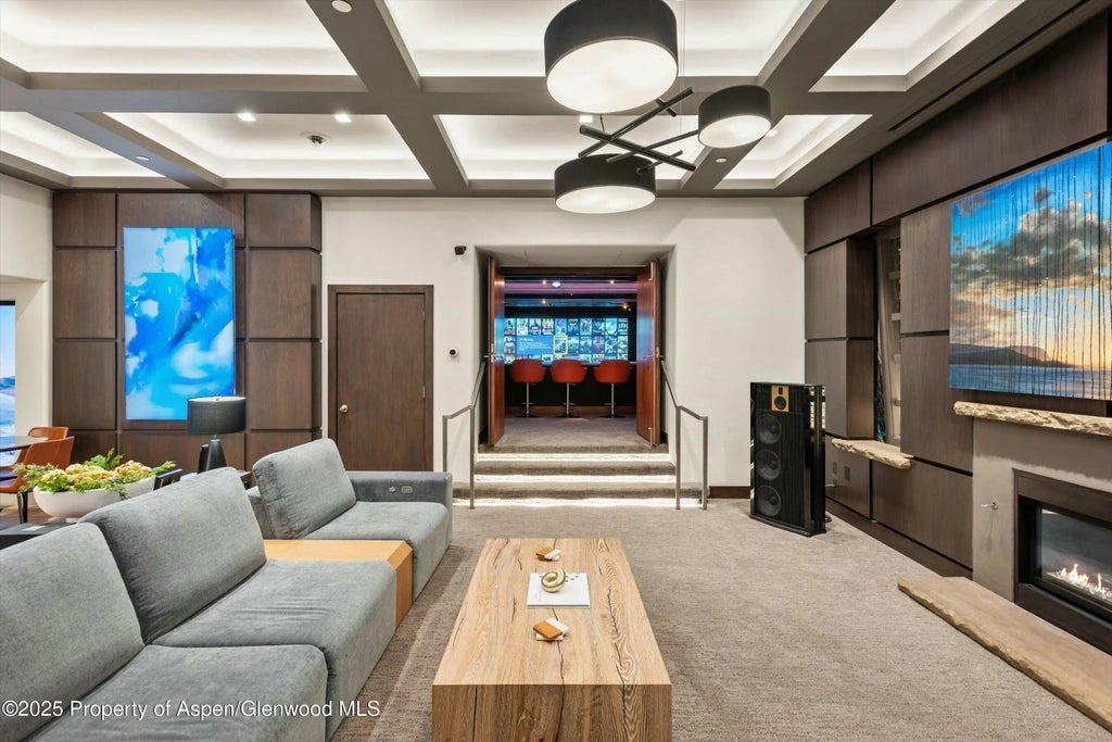 21 of 37 - 601 Rio Grande Place, Aspen, CO