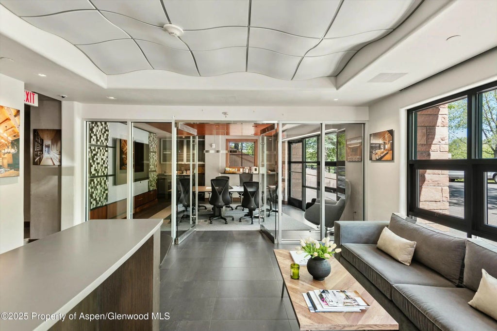 9 of 37 - 601 Rio Grande Place, Aspen, CO