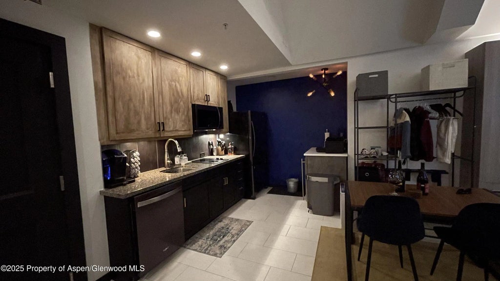 17 of 21 - 90 Carriage Way 3515, Snowmass Village, CO