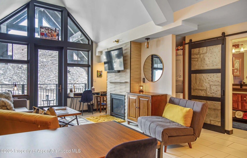 2 of 21 - 90 Carriage Way 3515, Snowmass Village, CO