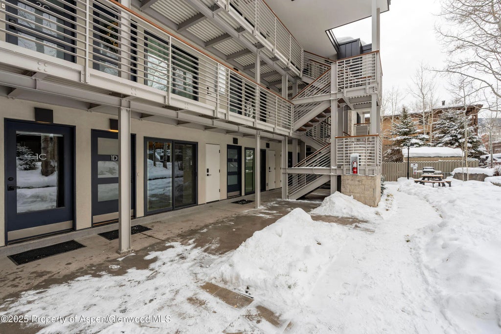 23 of 25 - 100 E Dean Street 1d, Aspen, CO