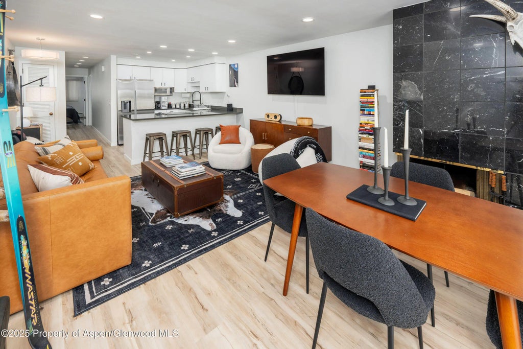 5 of 25 - 100 E Dean Street 1d, Aspen, CO