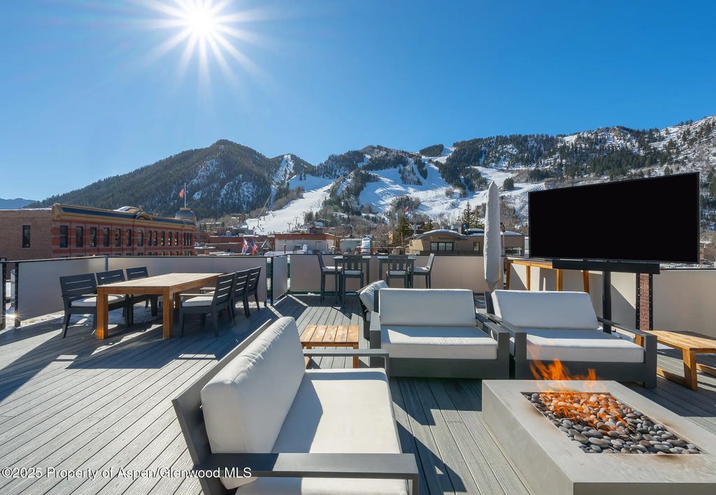 20 of 27 - 205 S Galena Street 13, Aspen, CO