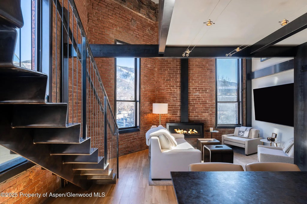 7 of 27 - 205 S Galena Street 13, Aspen, CO