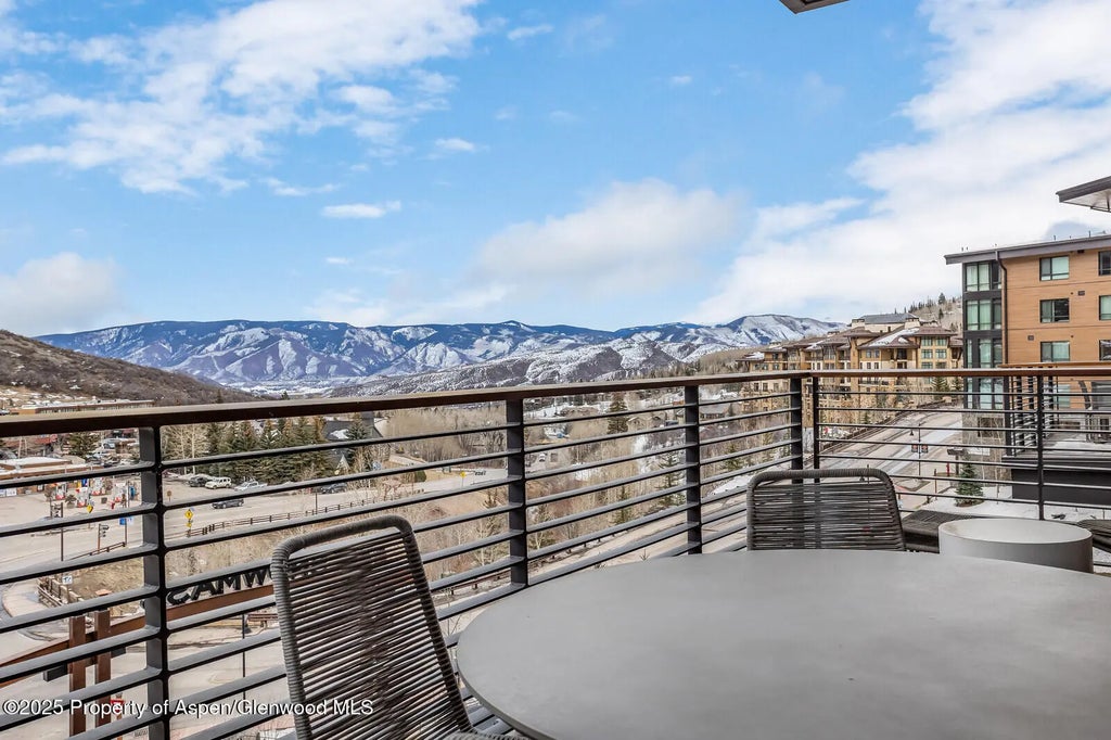23 of 68 - 45 Wood Road 401, Snowmass Village, CO