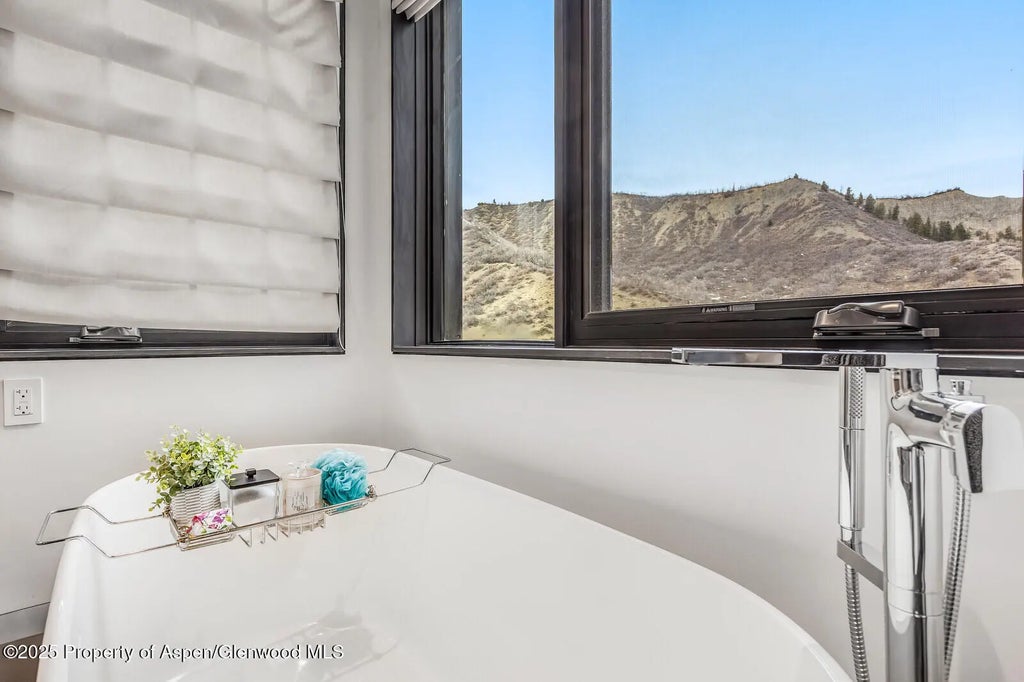 46 of 68 - 45 Wood Road 401, Snowmass Village, CO
