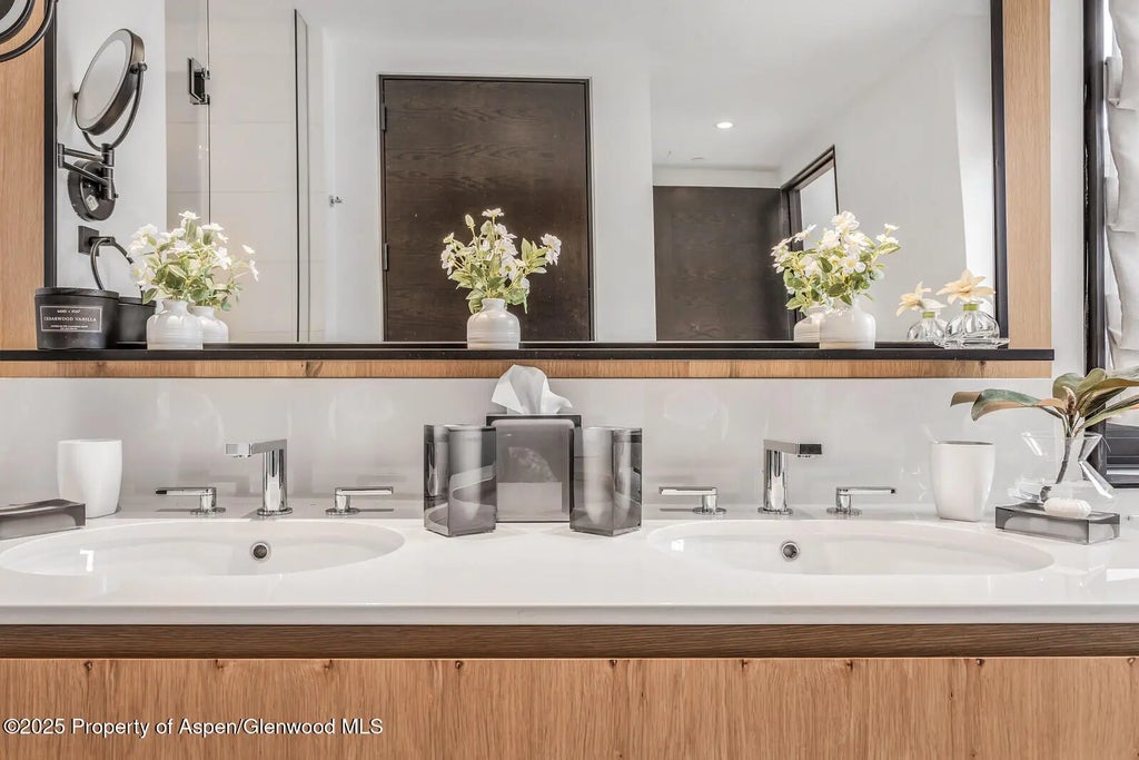 48 of 68 - 45 Wood Road 401, Snowmass Village, CO