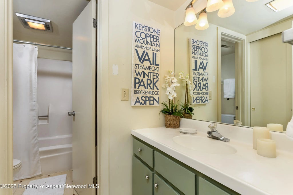 10 of 17 - 600 Carriage Way J14, Snowmass Village, CO