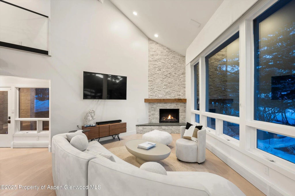 5 of 40 - 75 Bennett Court, Aspen, CO