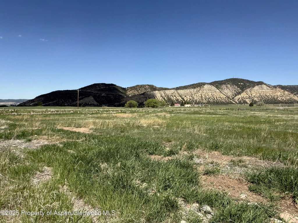 6 of 8 - 1001 White River Road, Meeker, CO