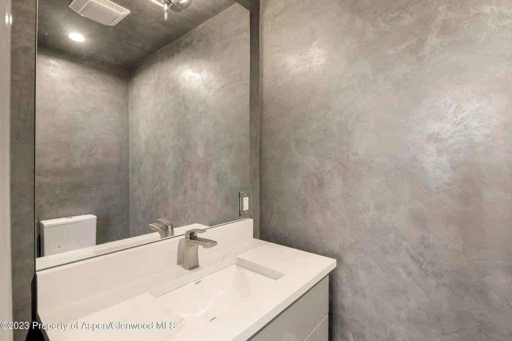 12 of 37 - 1036 Red Mountain Road, Aspen, CO