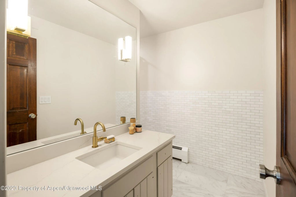 14 of 37 - 1036 Red Mountain Road, Aspen, CO