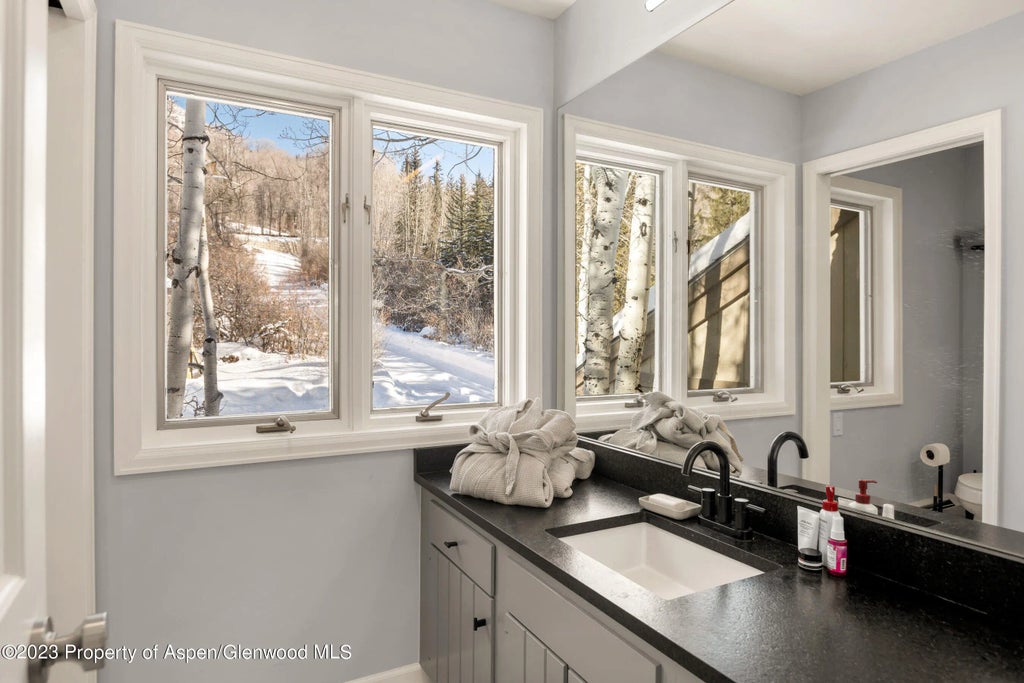 18 of 37 - 1036 Red Mountain Road, Aspen, CO