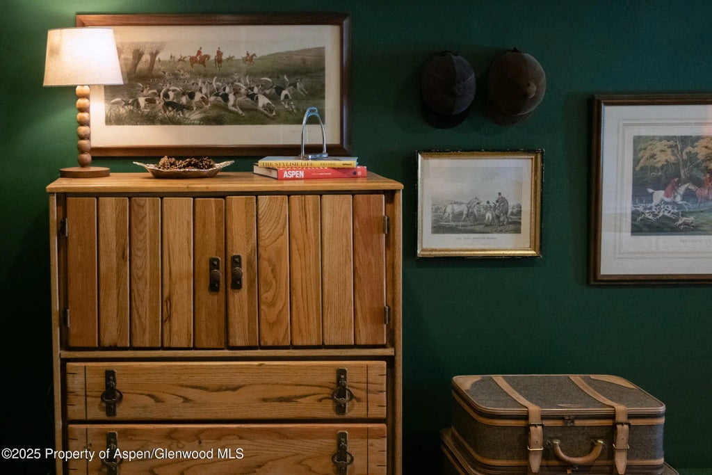 17 of 30 - 700 Monarch Street Unit 306, Aspen, CO