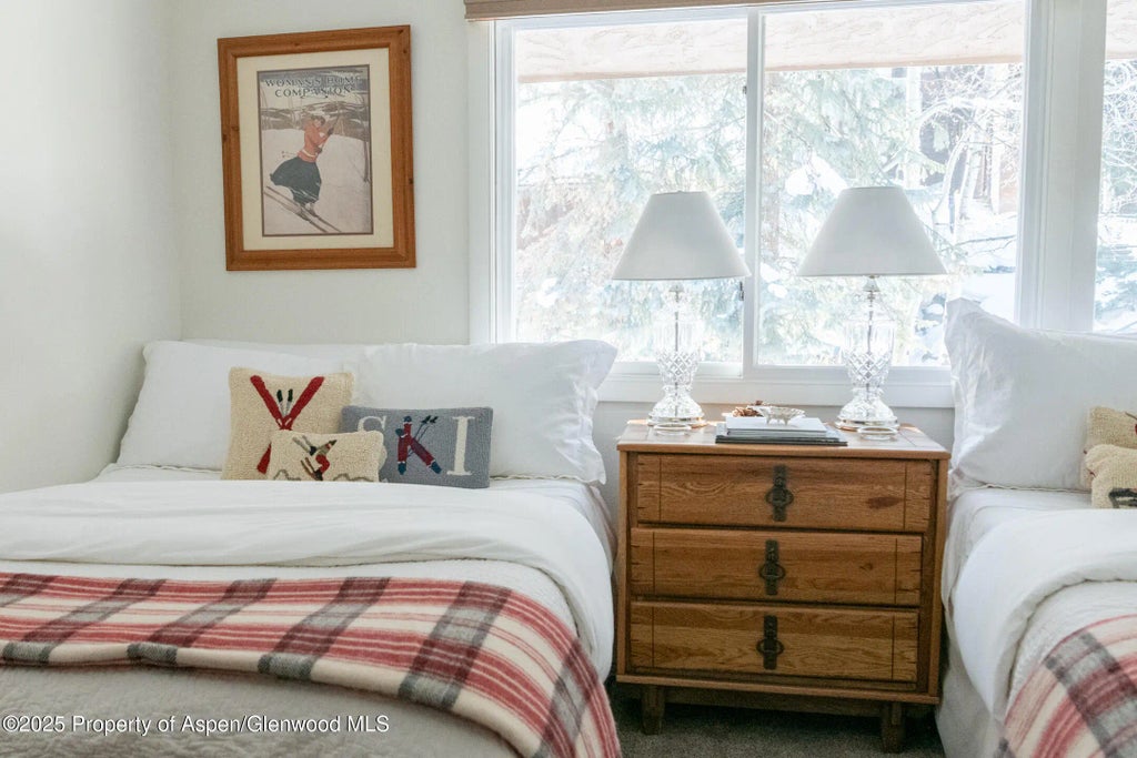 23 of 30 - 700 Monarch Street Unit 306, Aspen, CO