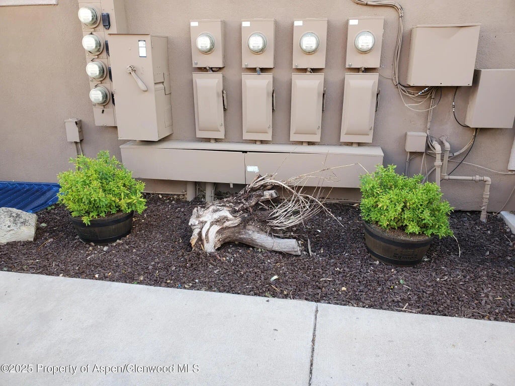 21 of 27 - 123 Village Lane, Carbondale, CO