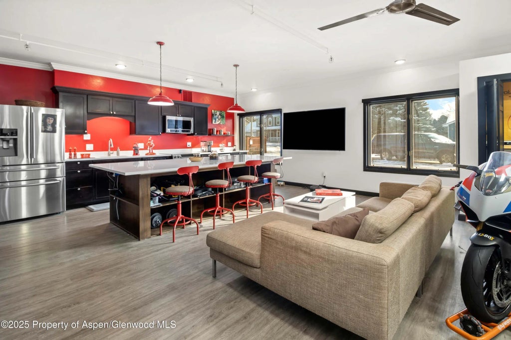 7 of 27 - 123 Village Lane, Carbondale, CO