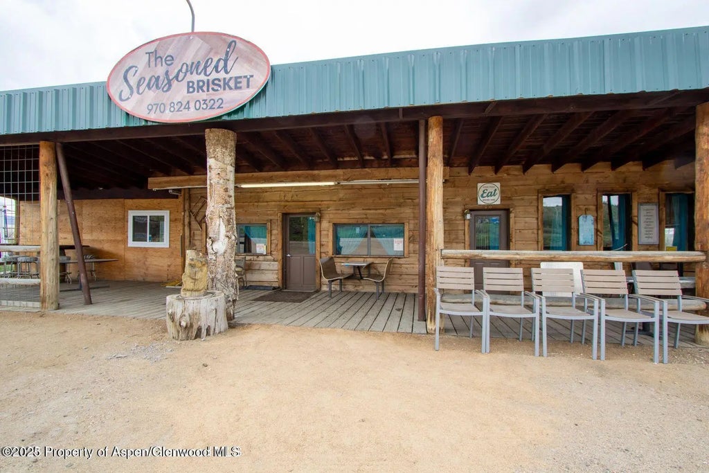 3 of 11 - 1740 E Highway 40, Craig, CO