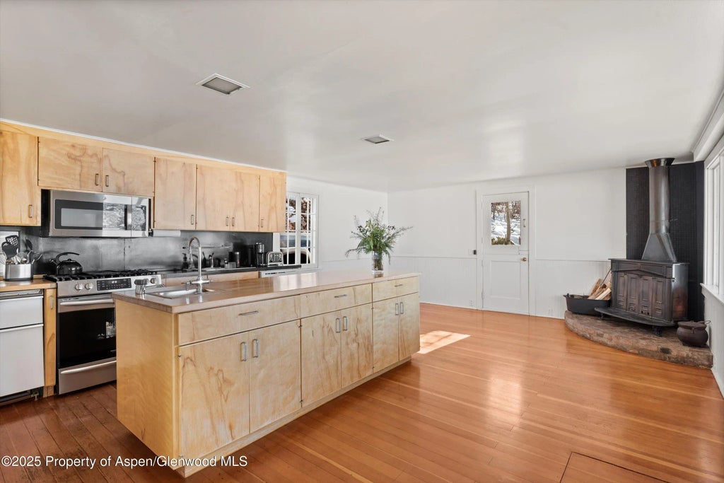 11 of 55 - 260 Star Mesa Road, Aspen, CO