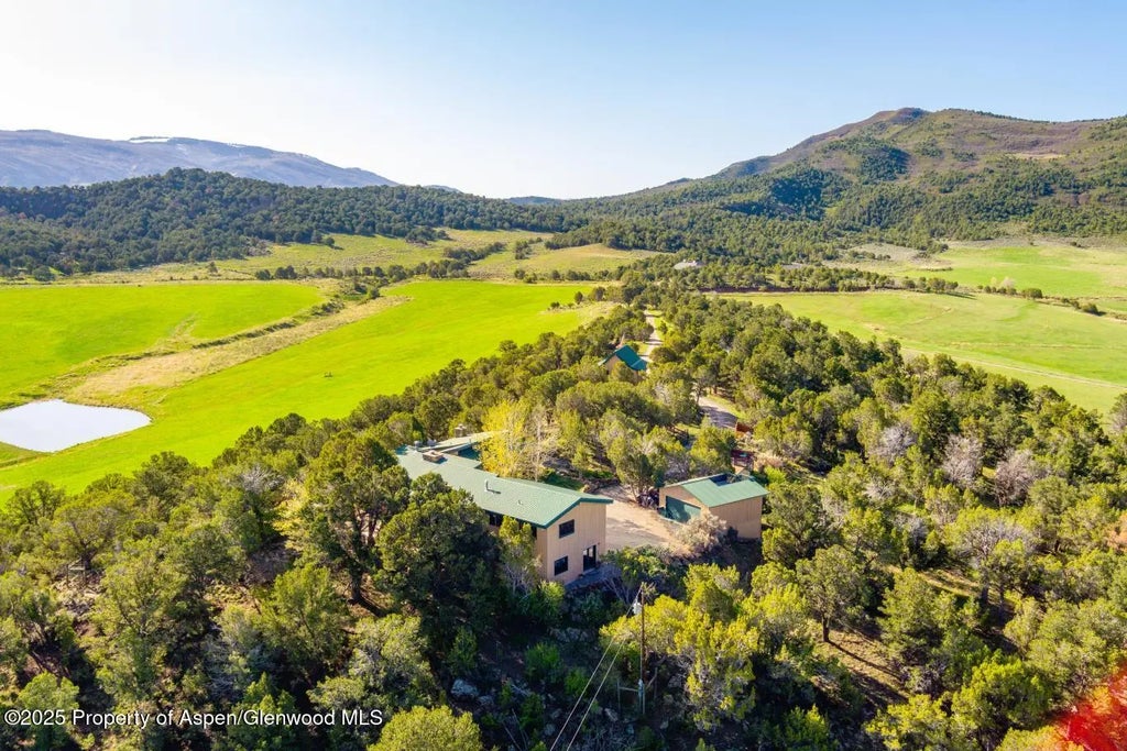 61 of 62 - 4440 County Road 342, Silt, CO