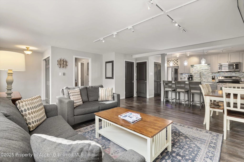 3 of 12 - 731 E Durant Avenue 22, Aspen, CO