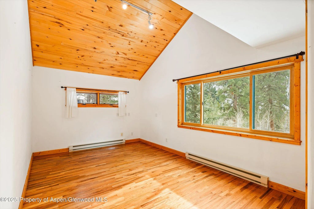 19 of 30 - 711 W Park Street, Marble, CO