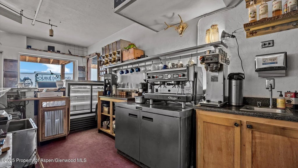 7 of 19 - 1909 Dolores Way 2, Carbondale, CO