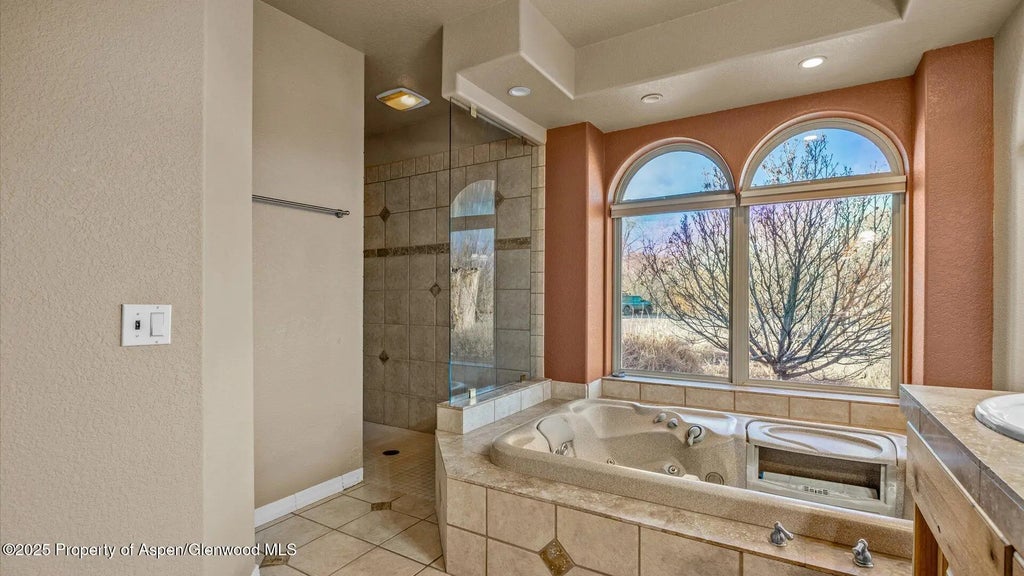 21 of 39 - 2426 H Road, Grand Junction, CO