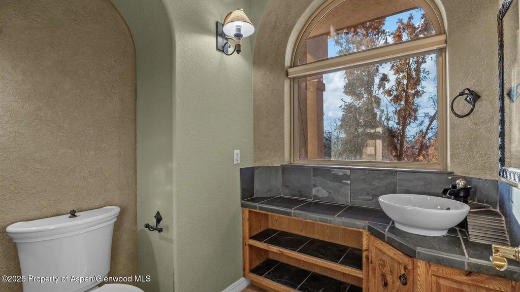 22 of 39 - 2426 H Road, Grand Junction, CO