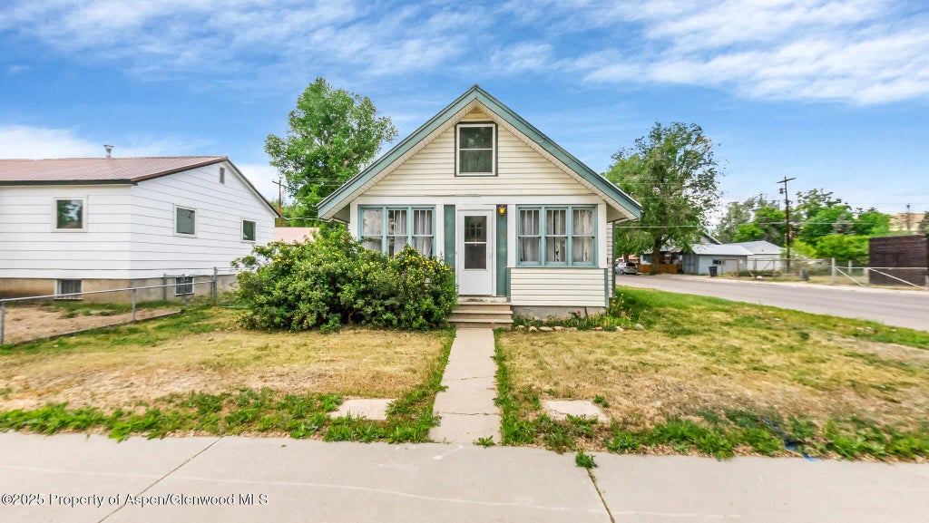 1 of 33 - 694 Russell Street, Craig, CO