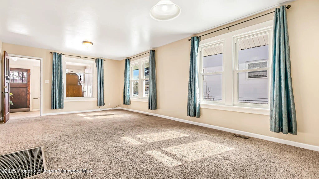 11 of 33 - 694 Russell Street, Craig, CO