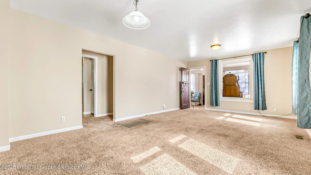 12 of 33 - 694 Russell Street, Craig, CO