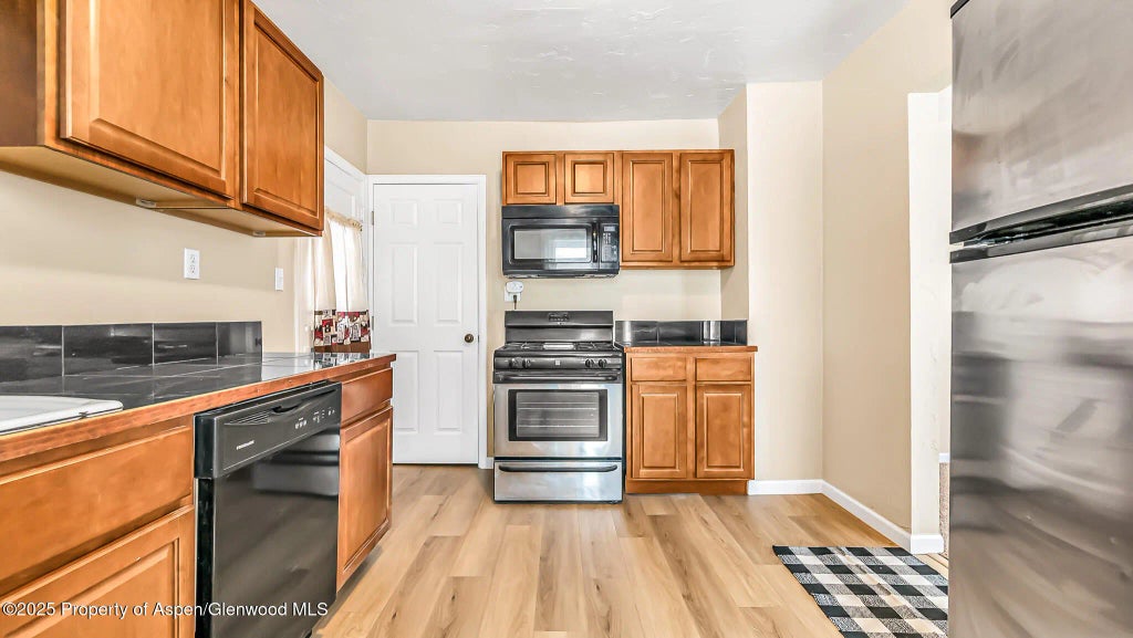 16 of 33 - 694 Russell Street, Craig, CO