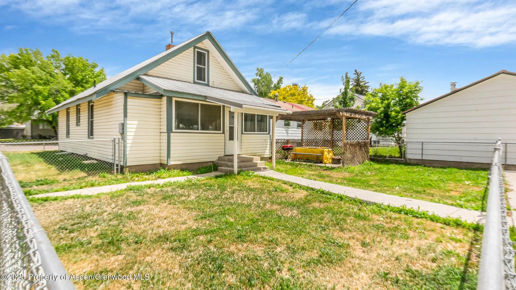 5 of 33 - 694 Russell Street, Craig, CO