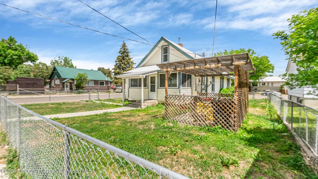 6 of 33 - 694 Russell Street, Craig, CO