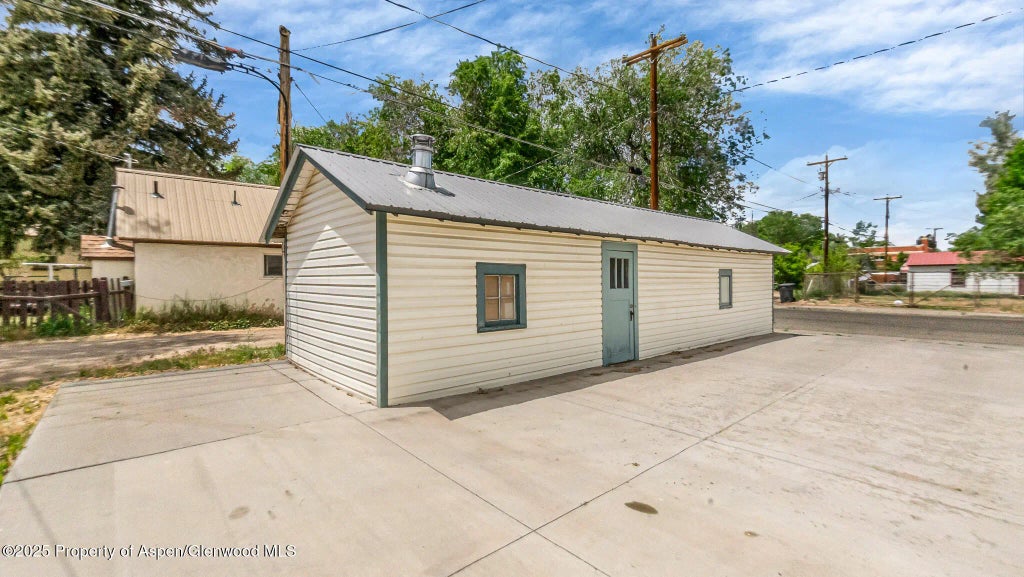 9 of 33 - 694 Russell Street, Craig, CO