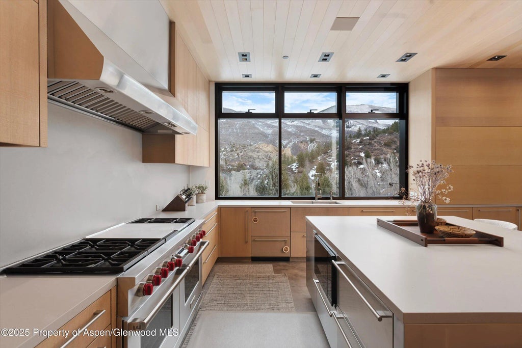 11 of 54 - 276 Coach Road, Aspen, CO