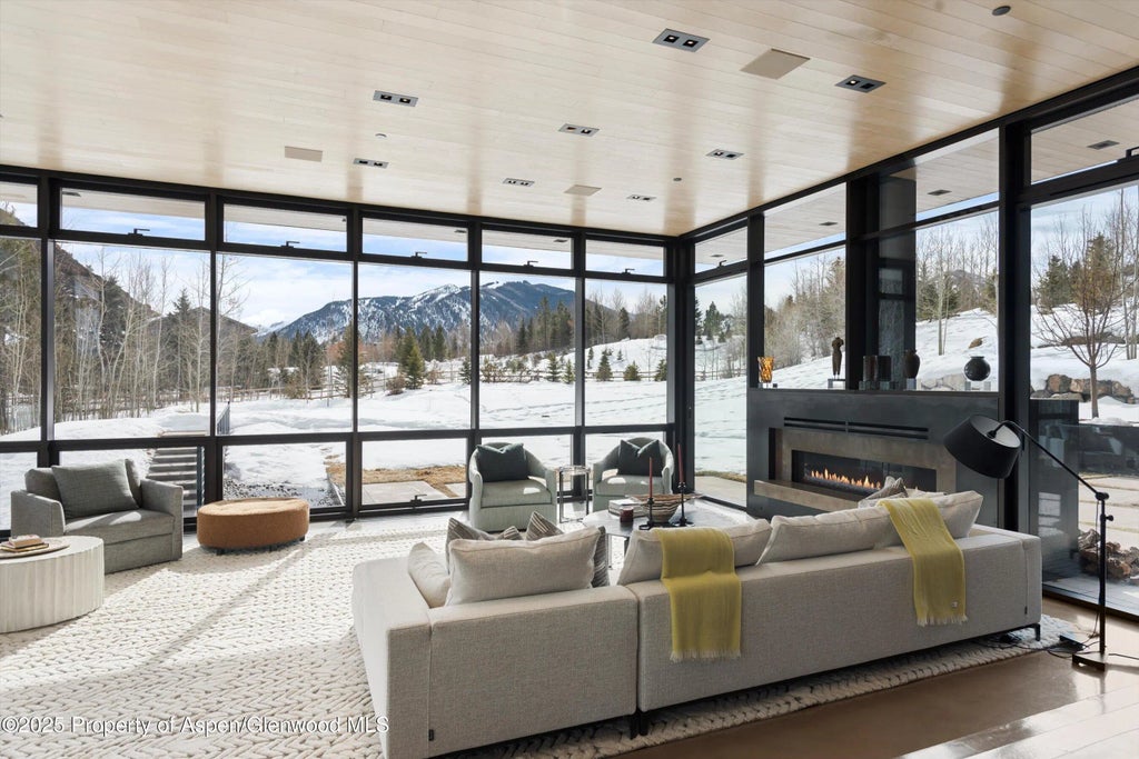 2 of 54 - 276 Coach Road, Aspen, CO