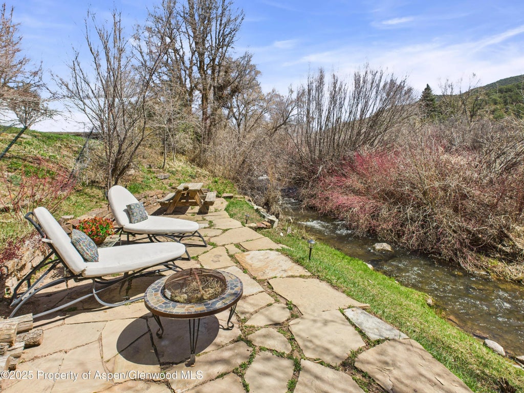 6 of 33 - 1174 County Rd 113, Carbondale, CO