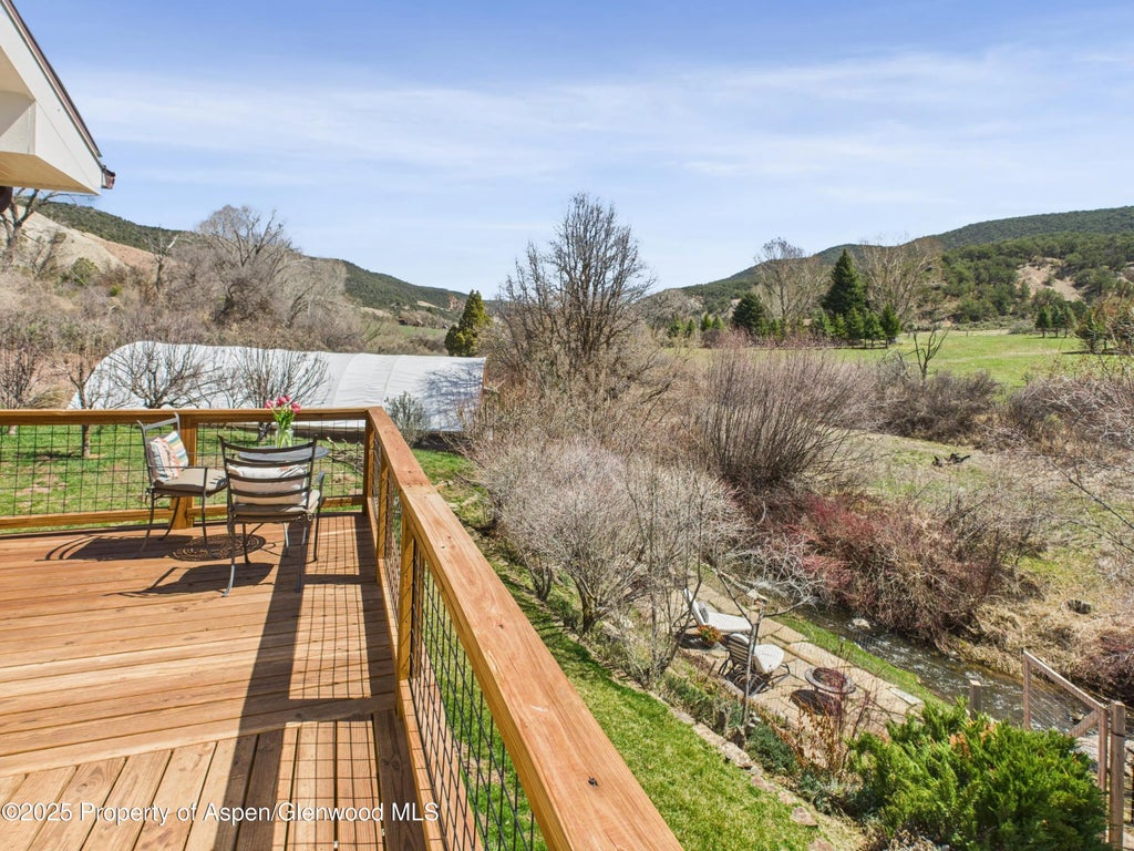 8 of 33 - 1174 County Rd 113, Carbondale, CO