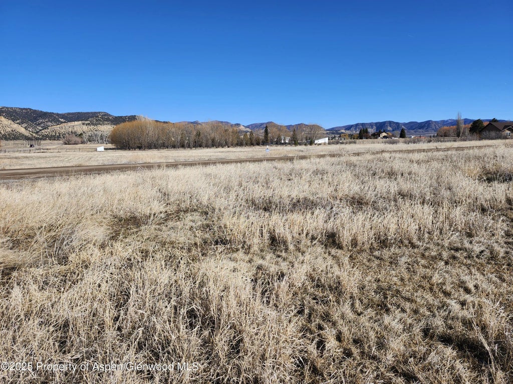 5 of 7 - 1000 White River Road, Meeker, CO
