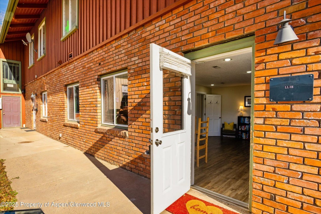 15 of 20 - 1101 Village Road Ll3b, Carbondale, CO
