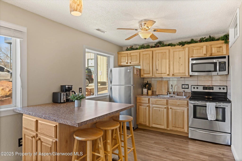 5 of 20 - 1101 Village Road Ll3b, Carbondale, CO
