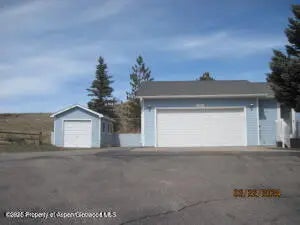 2 of 27 - 1645 E 7th Street, Craig, CO