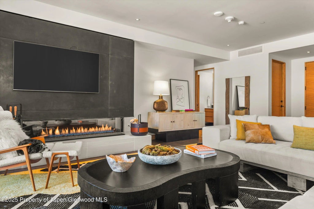 12 of 44 - 45 Wood Road 501, Snowmass Village, CO