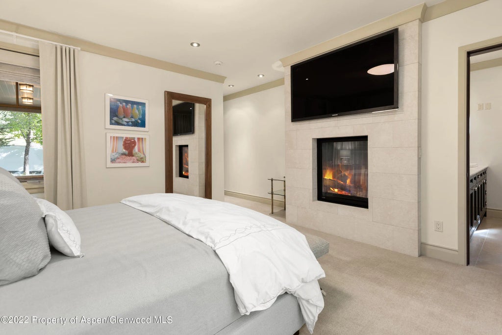 15 of 31 - 509 W Hopkins Avenue, Aspen, CO