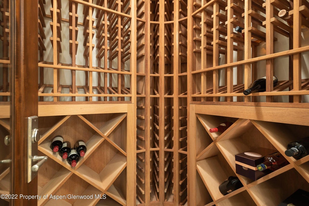 23 of 31 - 509 W Hopkins Avenue, Aspen, CO