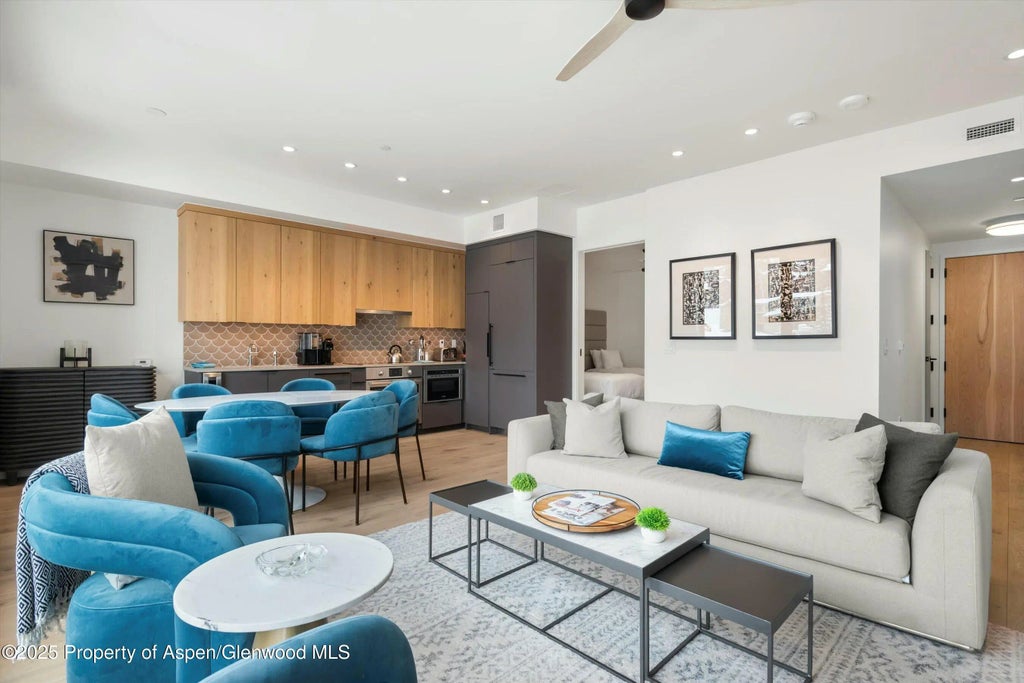 3 of 37 - 119 Wood Road 505, Snowmass Village, CO